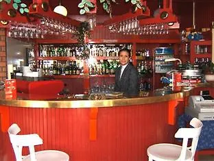 Sarga Csiko Hotel